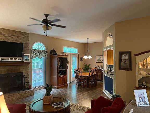 5th image of 6732 Caribou Cir