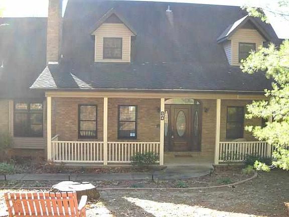 3rd image of 58 Windy Hill Dr