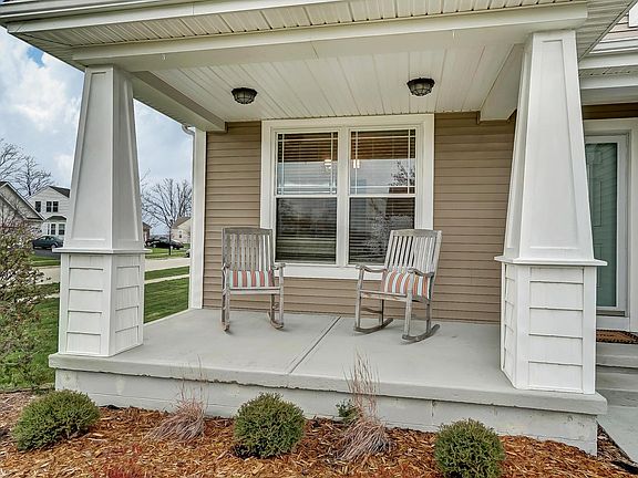 3rd image of 1498 Idlewild Dr