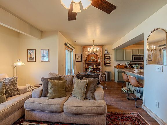 5th image of 3217 Cabernet Dr