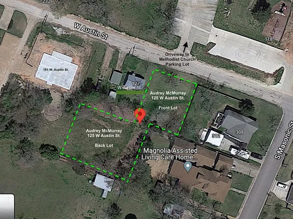 125 W Austin St, Bellville, TX 77418