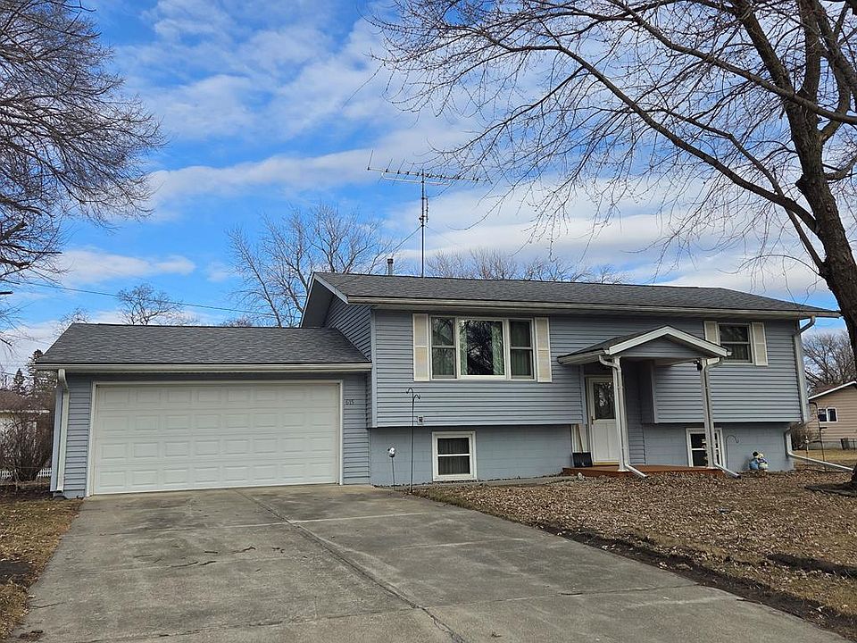 1st image of 615 Southwood Dr