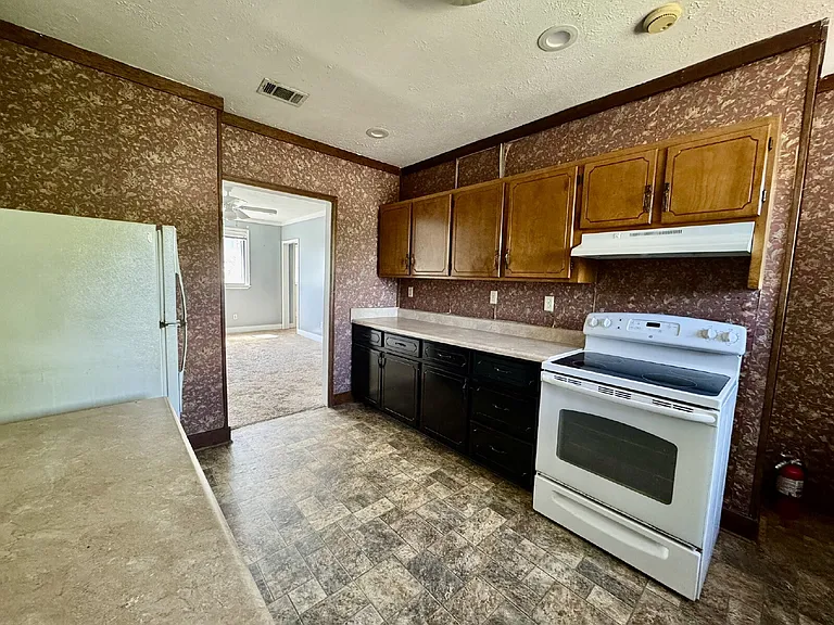 422 Magnolia Ave #3 — Photo 11