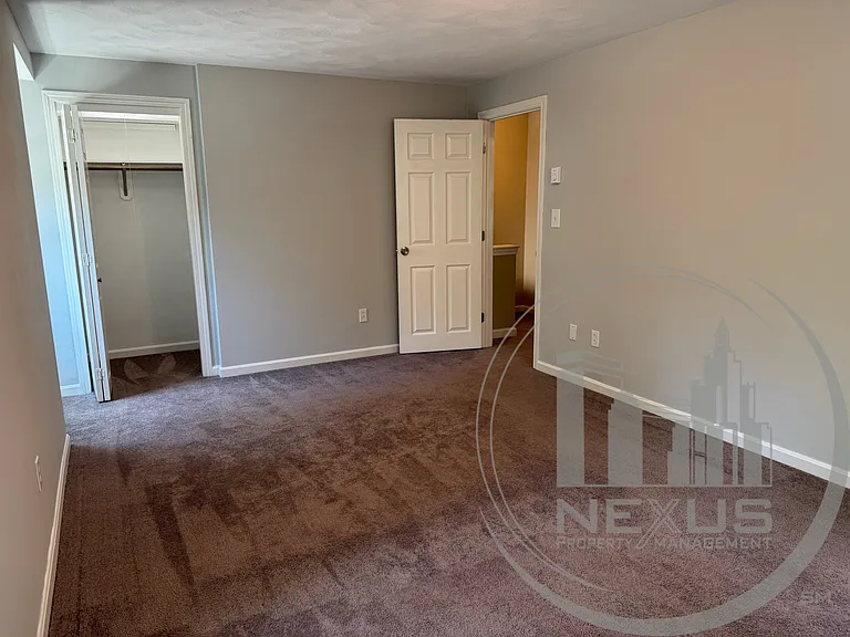 10 Nichols St #4 — Photo 41