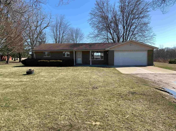 69150 Romeo Plank Rd, Armada, MI 48005
