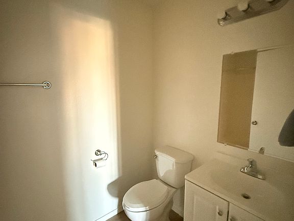 5th image of 5962 Kingman Ave APT 5