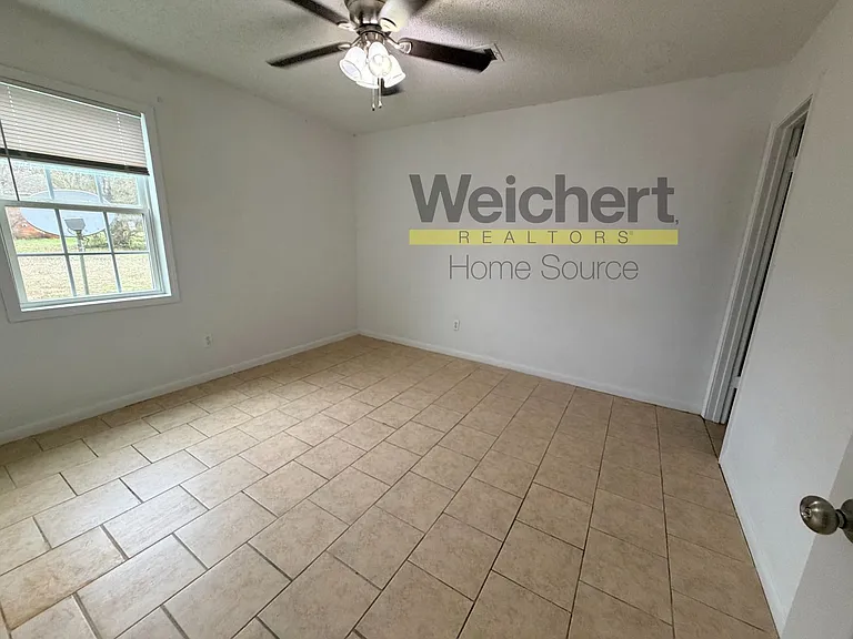 1712 Belt St #1 — Photo 10