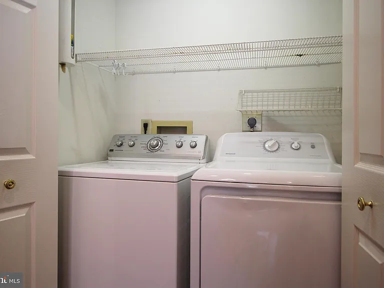 6032 Kelsey Ct — Photo 24