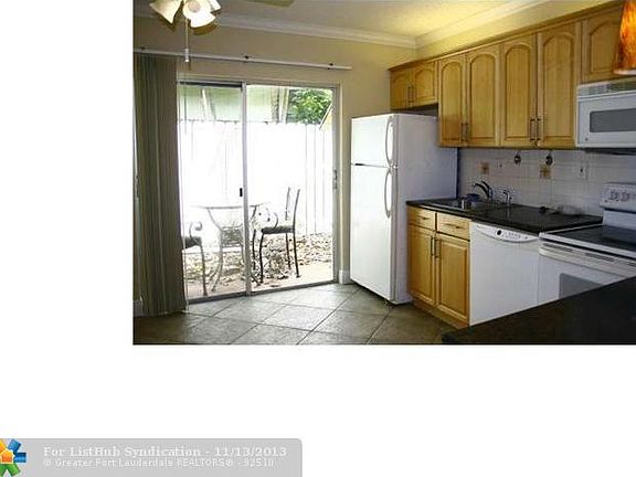 2nd image of 510 NE 17th Ave APT 106