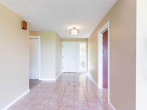 5th image of 6936 N Upper Skyline Dr