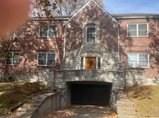 7507 Wellington Way APT 2W, Saint Louis, MO 63105
