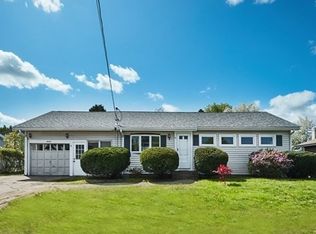 16 Walford Park Dr, Canton, MA 02021