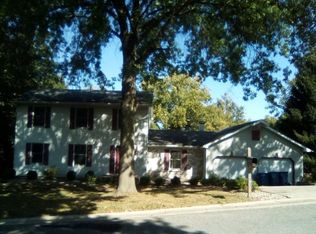331 Whispering Oaks Dr, Bethalto, IL