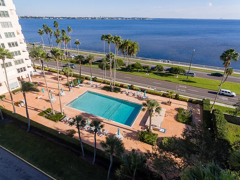 2401 Bayshore Blvd #502 — Photo 41