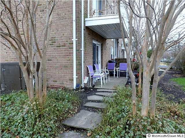 2nd image of 300 NE 7th Avenue #7