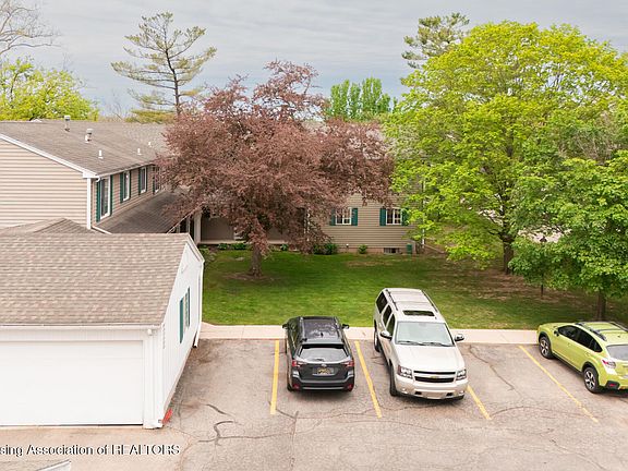3rd image of 1628 Peppertree Ln #20
