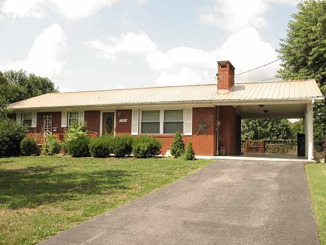 1st image of 2340 Carmel Dr