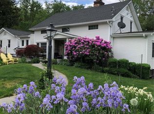 1 Hillside Trl, Mahopac, NY 10541