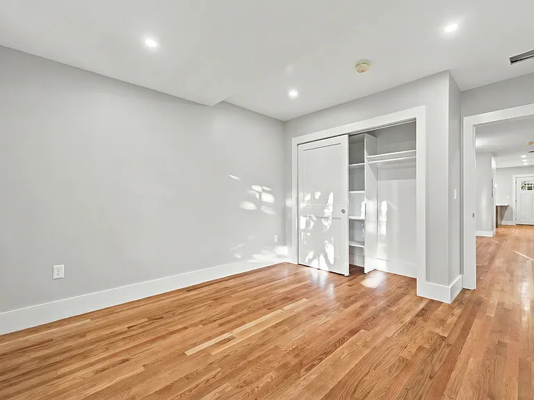 127-129 Palmer St #2 — Photo 22
