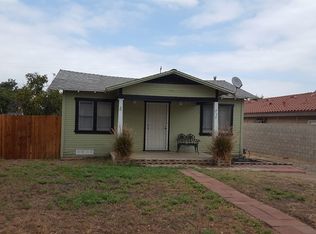 717 W 9th St, Corona, CA 92882