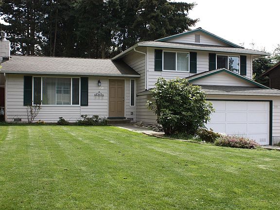 2nd image of 3518 200th Pl SW