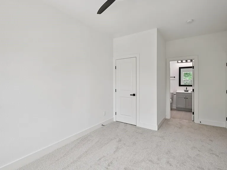 6808 Madrid St — Photo 37