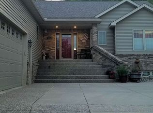 215 17th Ave S, Cold Spring, MN 56320