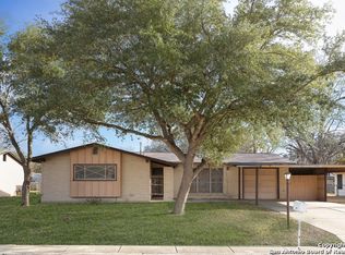 5442 Starfire St, Kirby, TX 78219