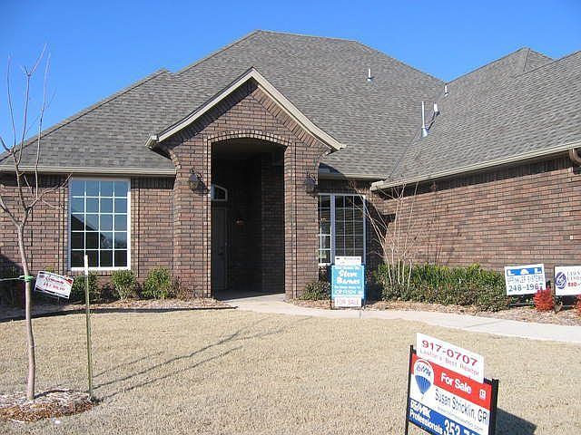 2nd image of 7811 Brady Way
