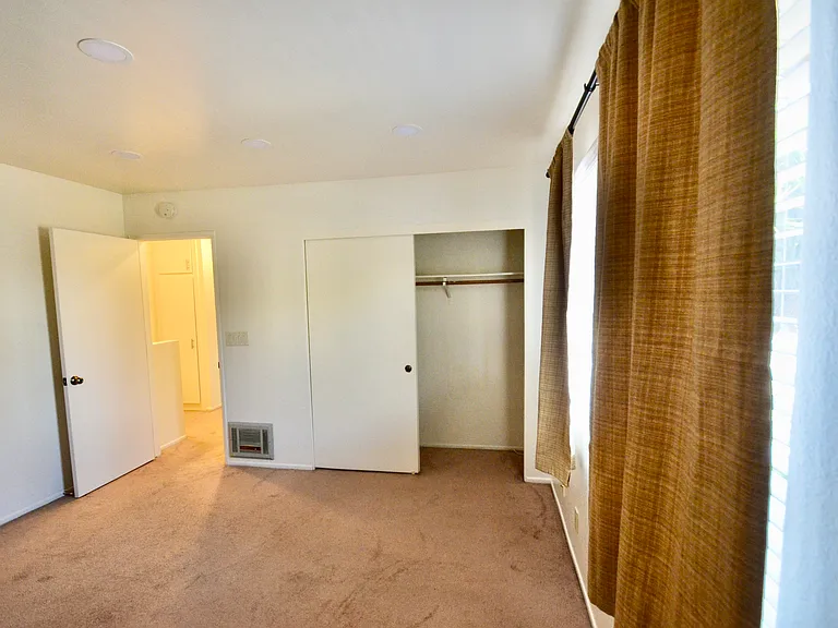 650 W Gonzales Rd #3 — Photo 6