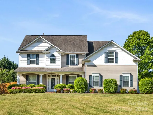 7325 Forrest Rader Dr, Mint Hill, NC 28227