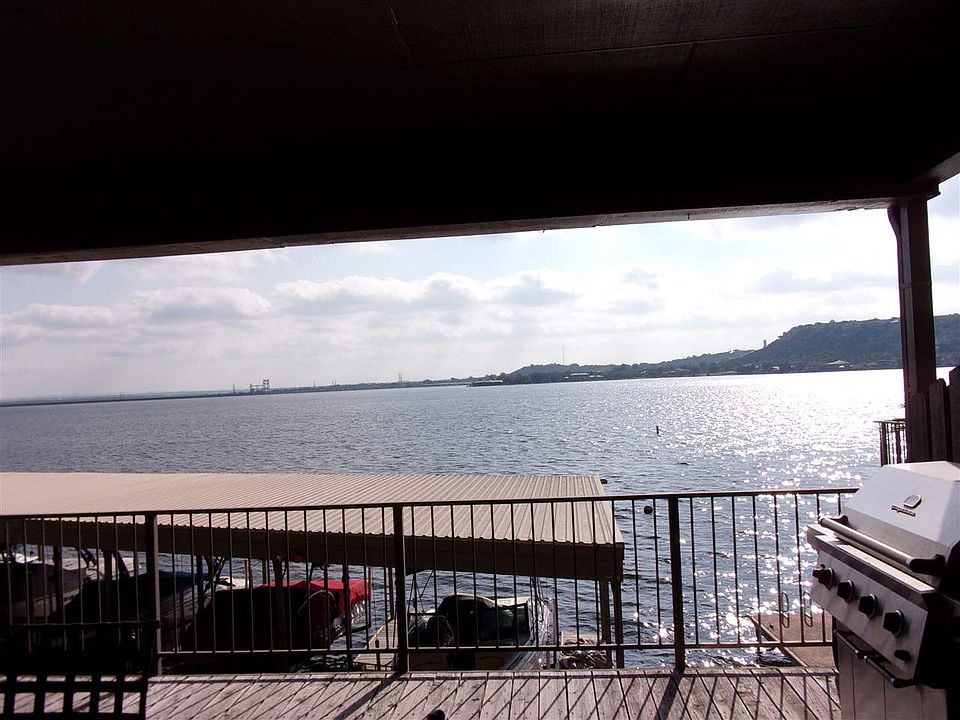 1st image of 403 Island Dr #103