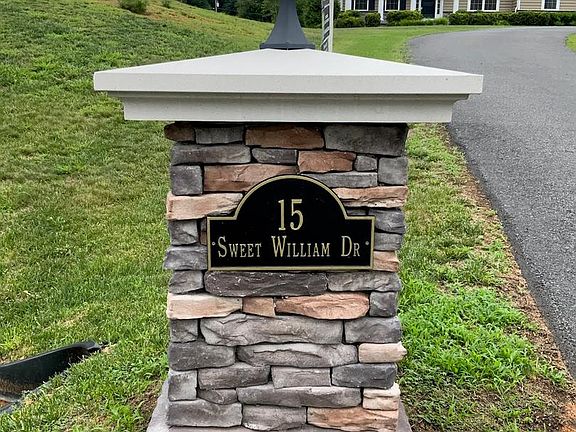 5th image of 15 Sweet William Dr