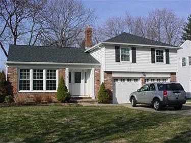 1st image of 23156 Stoneybrook Dr
