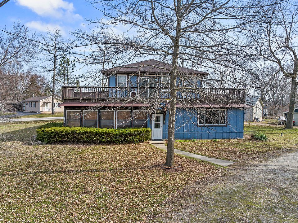 1st image of 43267 N Forest Dr