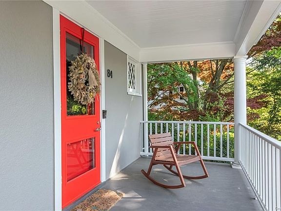 3rd image of 84 Holland Pl