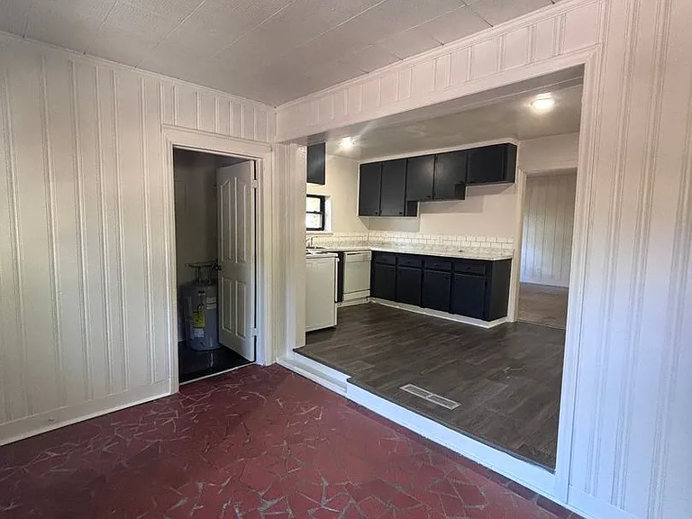 701 Vanderbrook Rd — Photo 8