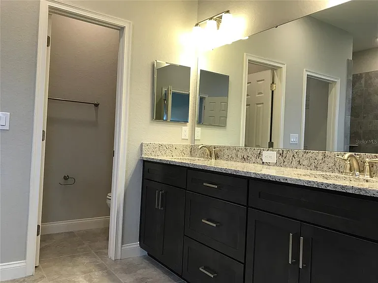 1437 Cypress View Ln — Photo 23
