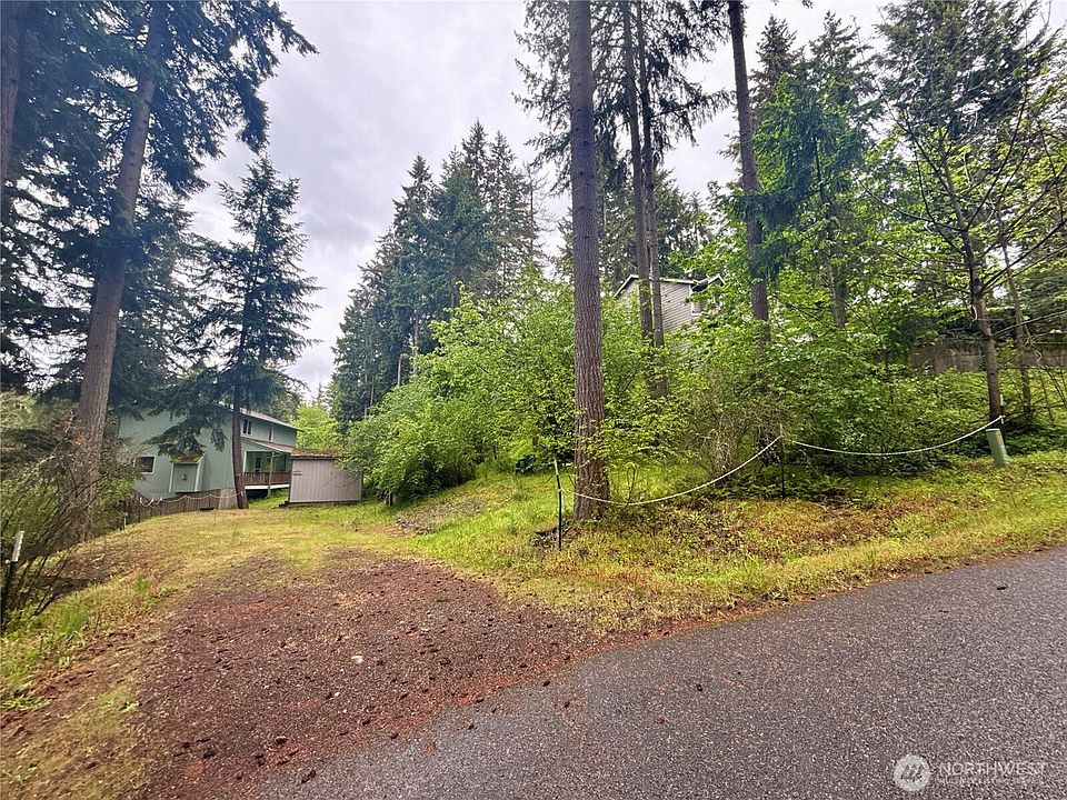 1st image of 22441 Clearview Court SE