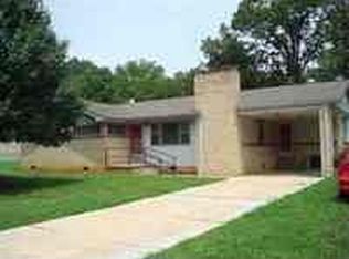 255 Thomas St, Lexington, TN 38351