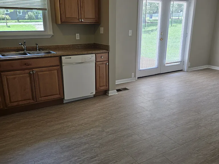 2103 Porter Rd #A — Photo 3