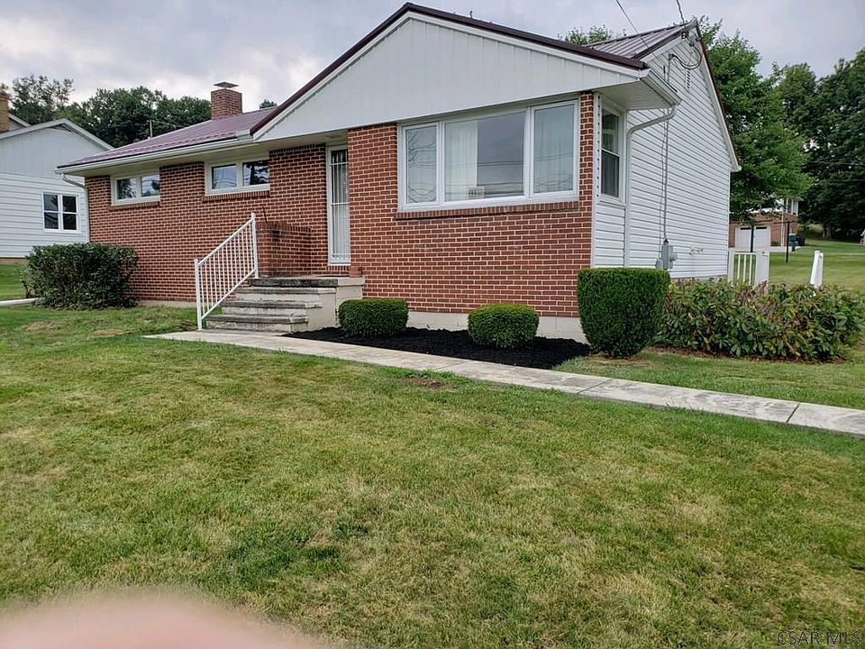 1st image of 1195 Forest Hills Dr