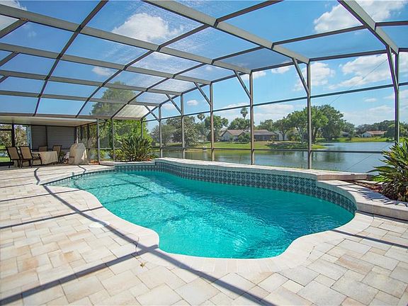 4th image of 2937 Eagle Lake Dr