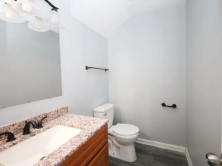 1205 Bethune Dr #A — Photo 8