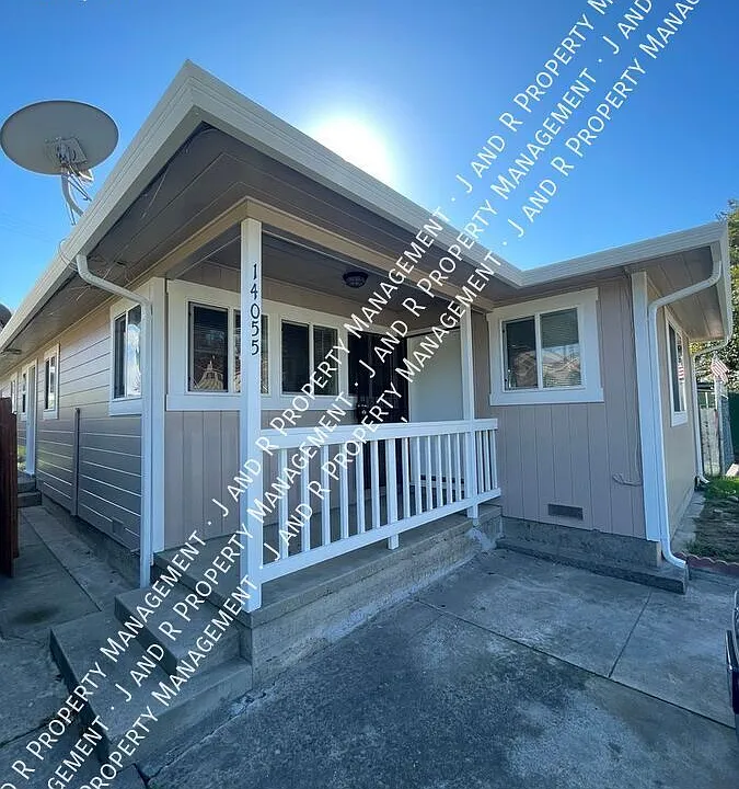 14055 Grand Ave