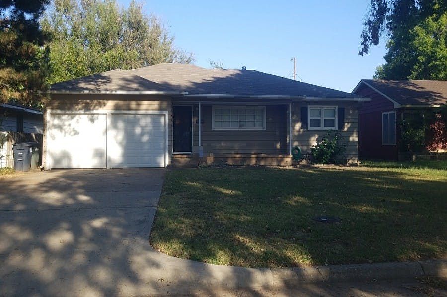 1st image of 1209 Lincoln Dr