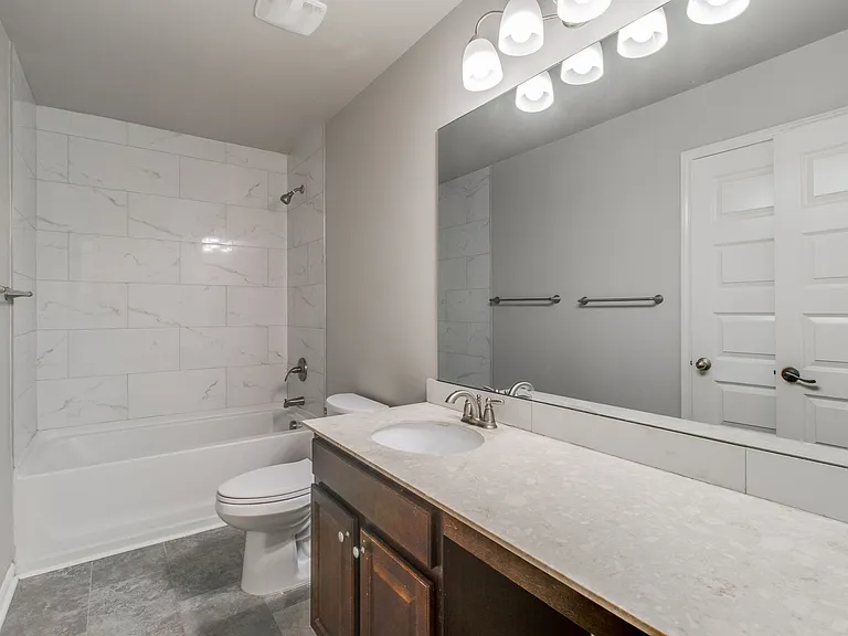 609 Angel Oak Ln — Photo 33