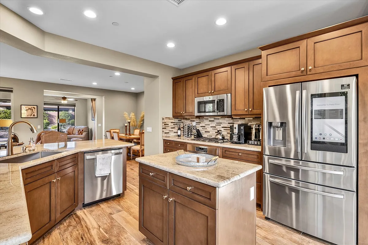 2 bed, 1623 sqft, $7,000 — Photo 4