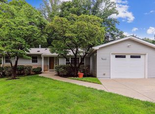 13820 Drake Dr, Rockville, MD 20853