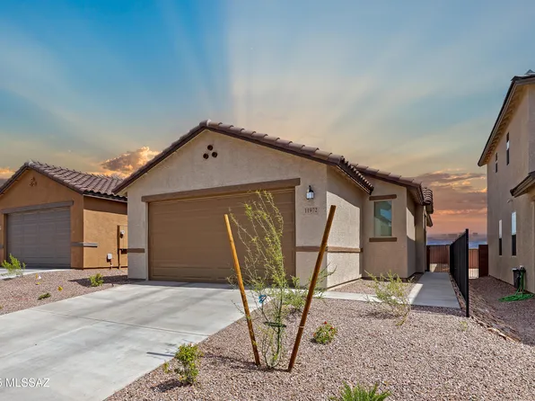 11972 E Chamrod Dr, Vail, AZ 85641